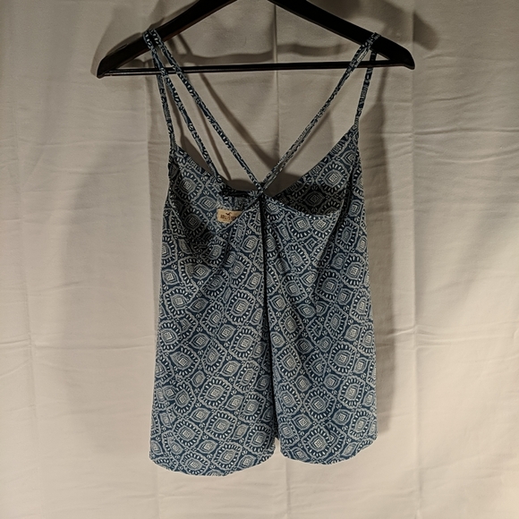 Hollister blue white patterned tank top small 2010 spaghetti strap crossback - Picture 5 of 11